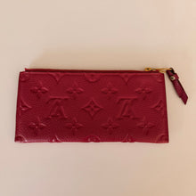 Load image into Gallery viewer, Authentic pre loved Louis Vuitton wallet
