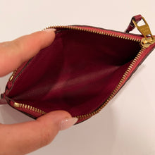Load image into Gallery viewer, Authentic pre loved Louis Vuitton wallet
