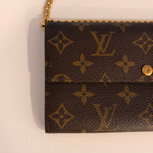 Load image into Gallery viewer, Authentic Louis Vuitton crossbody wallet
