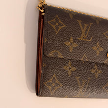 Load image into Gallery viewer, Authentic Louis Vuitton crossbody wallet
