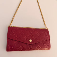 Load image into Gallery viewer, Authentic Louis Vuitton crossbody wallet
