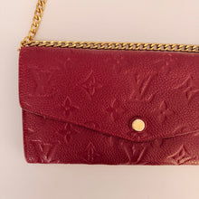 Load image into Gallery viewer, Authentic Louis Vuitton crossbody wallet
