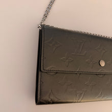 Load image into Gallery viewer, Authentic Louis Vuitton crossbody wallet
