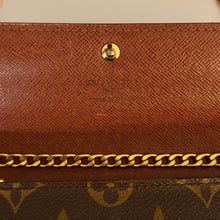 Load image into Gallery viewer, Authentic Louis Vuitton crossbody wallet

