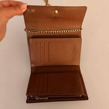 Load image into Gallery viewer, Authentic Louis Vuitton crossbody wallet
