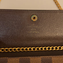 Load image into Gallery viewer, Authentic Louis Vuitton crossbody wallet

