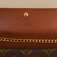 Load image into Gallery viewer, Authentic Louis Vuitton crossbody wallet
