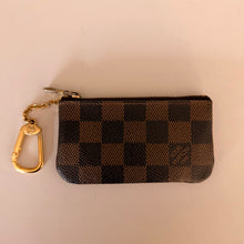 Load image into Gallery viewer, Authentic pre loved Louis Vuitton key pouch
