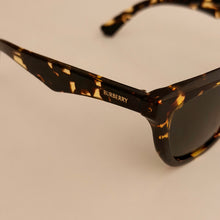 Load image into Gallery viewer, Authentic Burberry sunglasses
