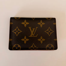 Load image into Gallery viewer, Authentic pre loved Louis Vuitton card holder
