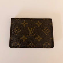 Load image into Gallery viewer, Authentic pre loved Louis Vuitton card holder
